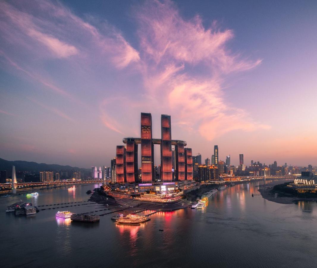 Intercontinental Chongqing Raffles City By Ihg מראה חיצוני תמונה