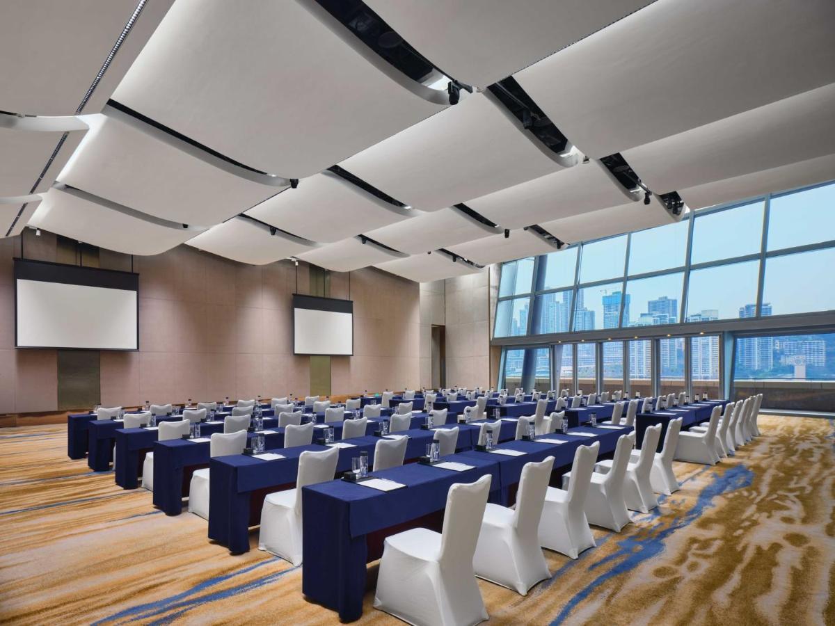 Intercontinental Chongqing Raffles City By Ihg מראה חיצוני תמונה